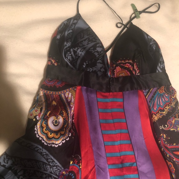 Single - Picture 4 of 5